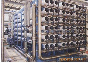 ����͸����